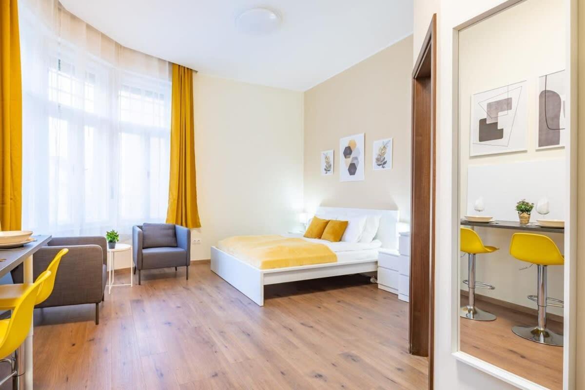 Super Central New Studio Budapešť Exteriér fotografie