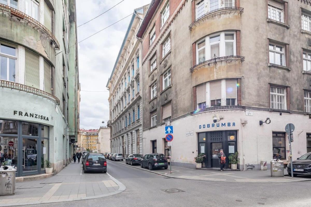 Super Central New Studio Budapešť Exteriér fotografie