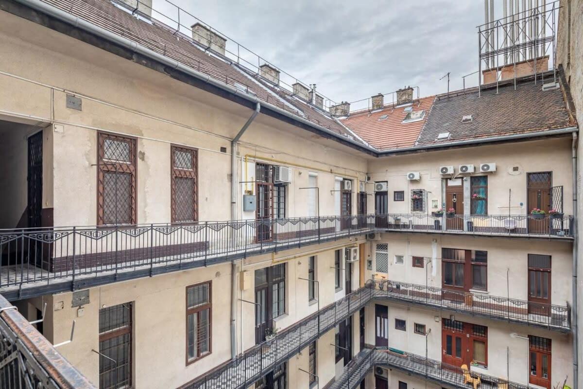 Super Central New Studio Budapešť Exteriér fotografie
